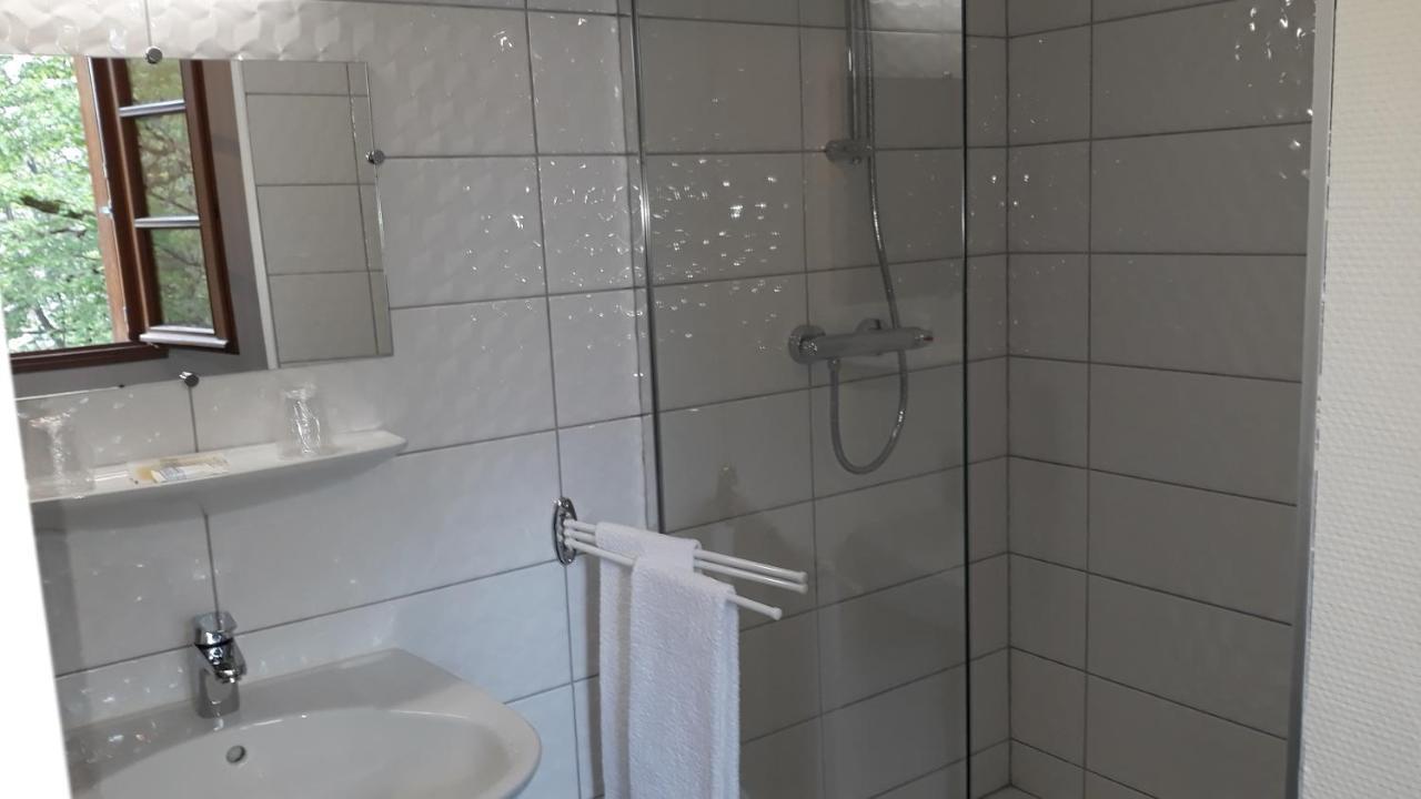 Le Relais De Boralde Hotell Espalion Eksteriør bilde